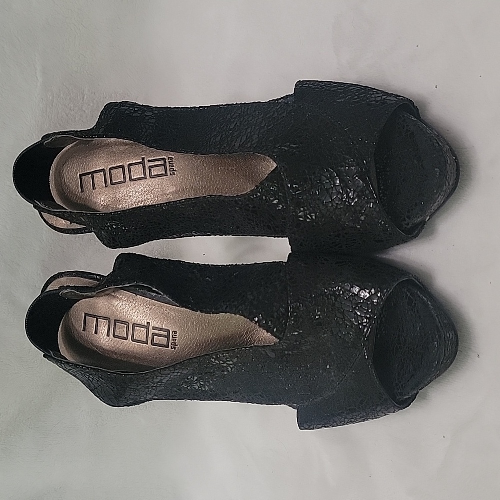Moda Black Open Toe Slingback Heels Size 6M